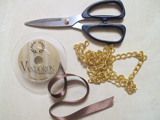 DIY designer inspired ribbon and chain necklace in 4 easy steps 02