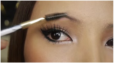 How To Do Your Own Eyebrows Like A Pro 01