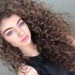 Ways to Style Very Curly Hair